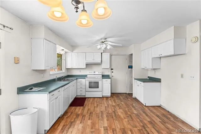 2458 Payne Circle Colorado Springs, CO 80916