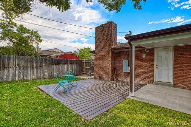 6087 Lewis Street Arvada, CO 80004