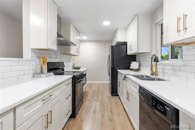 6087 Lewis Street Arvada, CO 80004