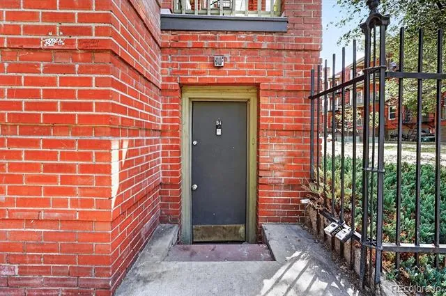 1376 Pearl Street #B4 Denver, CO 80203