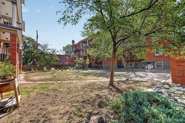 1376 Pearl Street #B4 Denver, CO 80203