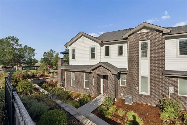 14943 E Belleview Drive Aurora, CO 80015