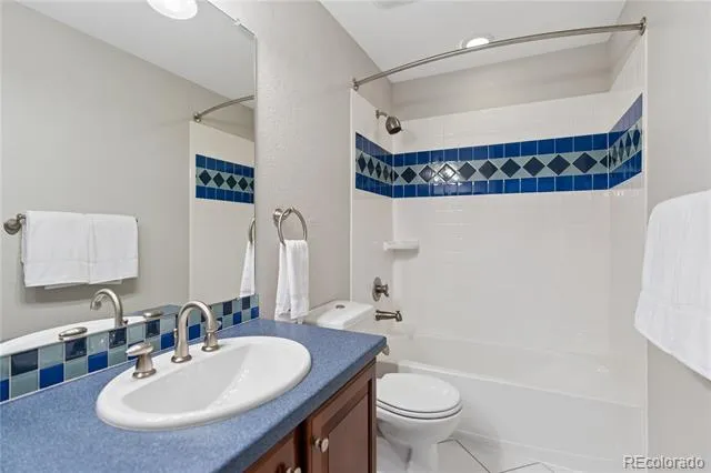 447 S Quay Street Lakewood, CO 80226