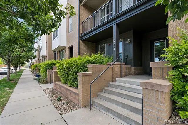 447 S Quay Street Lakewood, CO 80226