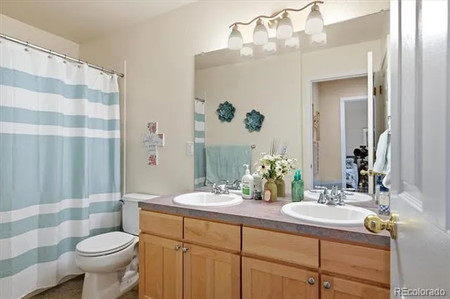 13722 Legend Way #104 Broomfield, CO 80023