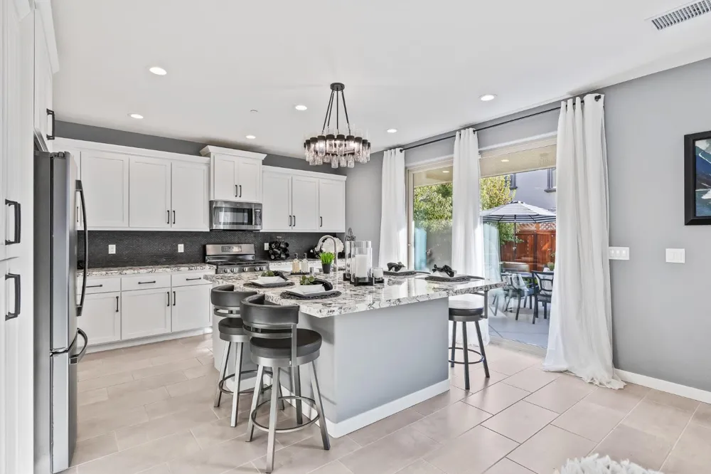 4368 Horizon Drive Madera, CA 93636