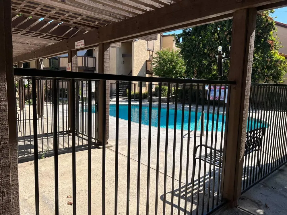 1550 W Ashlan Avenue #133 Fresno, CA 93705