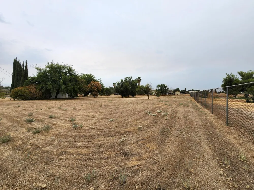 24624 Tropical Drive Madera, CA 93638