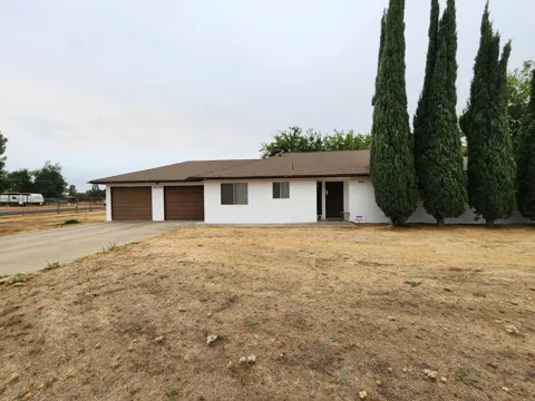 24624 Tropical Drive