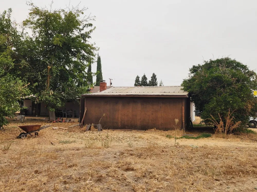 24624 Tropical Drive Madera, CA 93638
