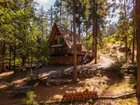 52147 Tiger Lily Lane