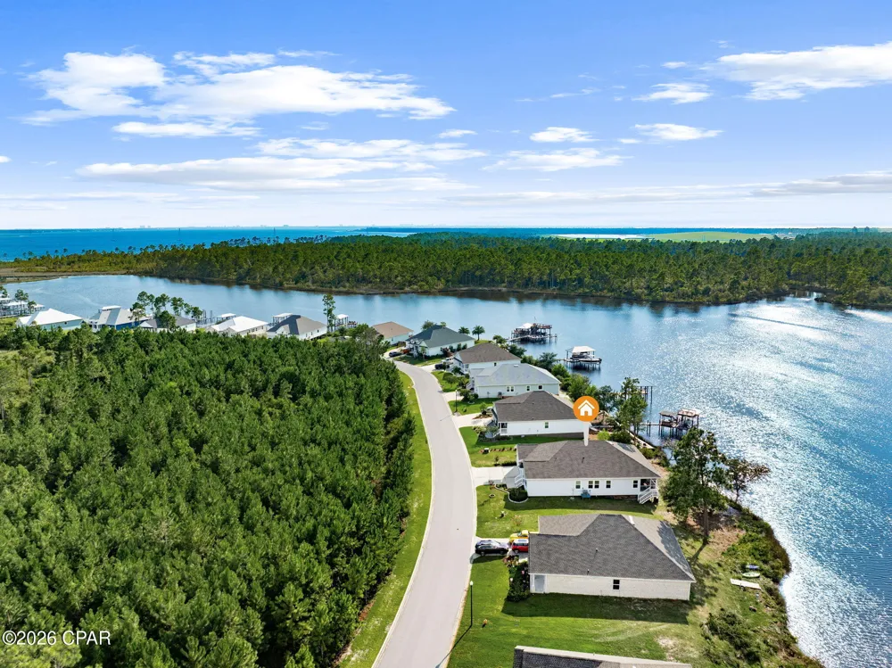 325 Confidence Way Panama City, FL 32409