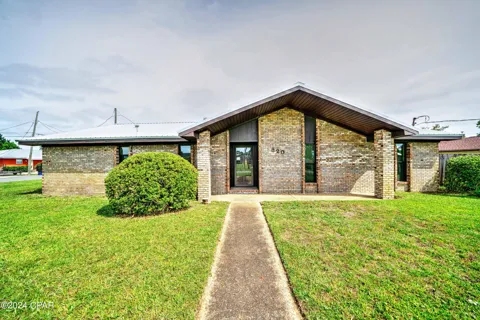 1820 W 24th Street