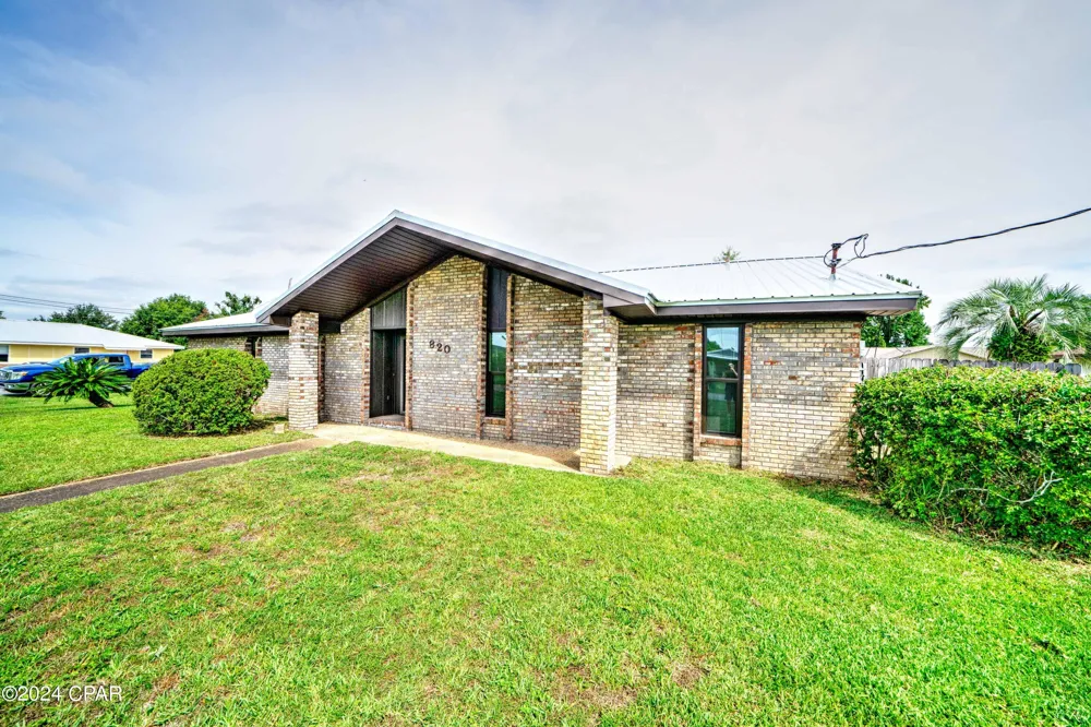 1820 W 24th Street Panama City, FL 32405