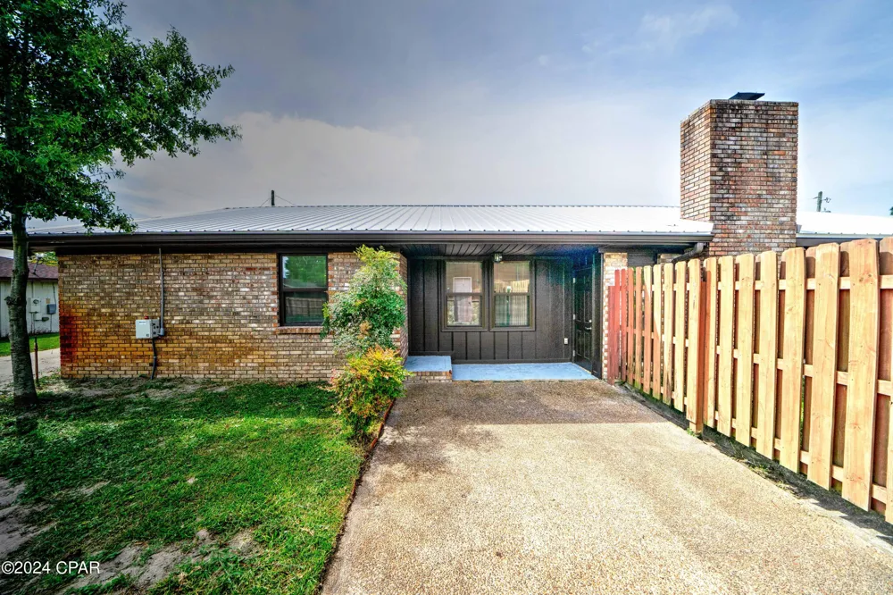 1820 W 24th Street Panama City, FL 32405