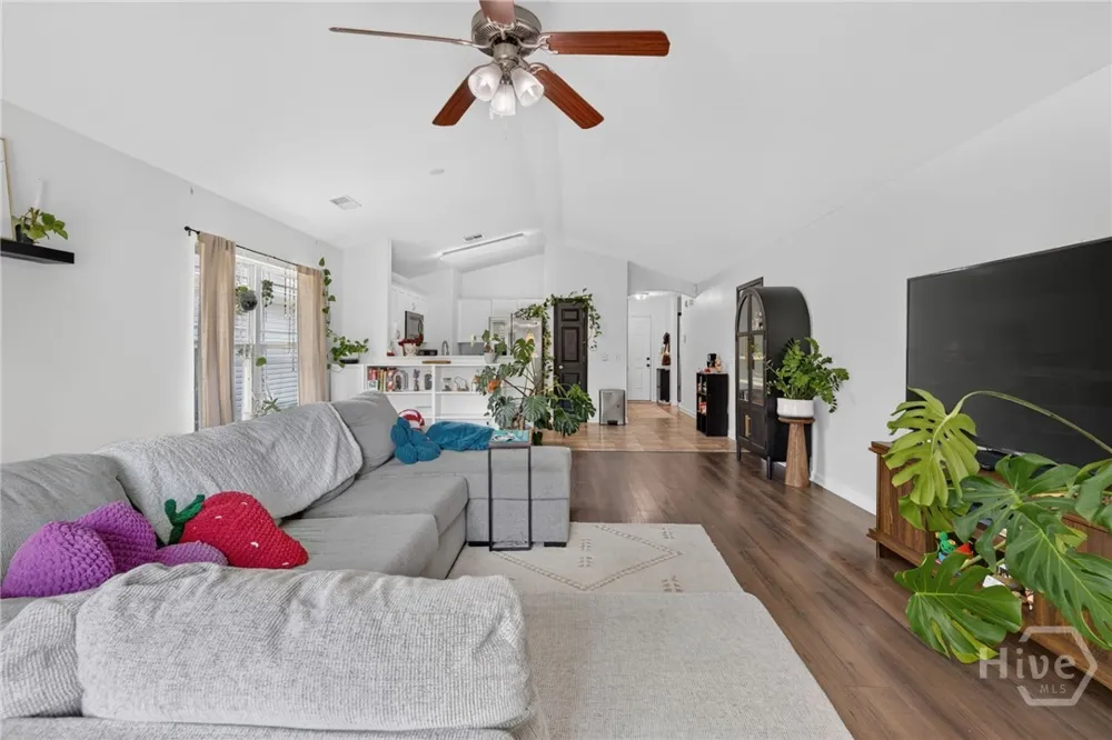 167 Lakepointe Drive Savannah, GA 31407