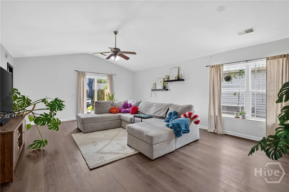 167 Lakepointe Drive Savannah, GA 31407