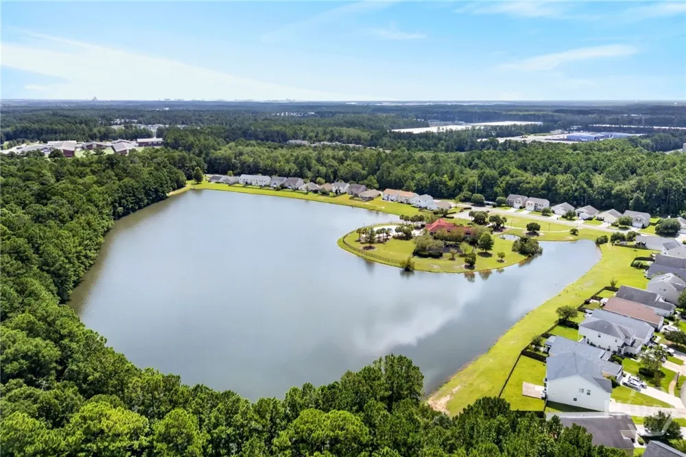 167 Lakepointe Drive Savannah, GA 31407