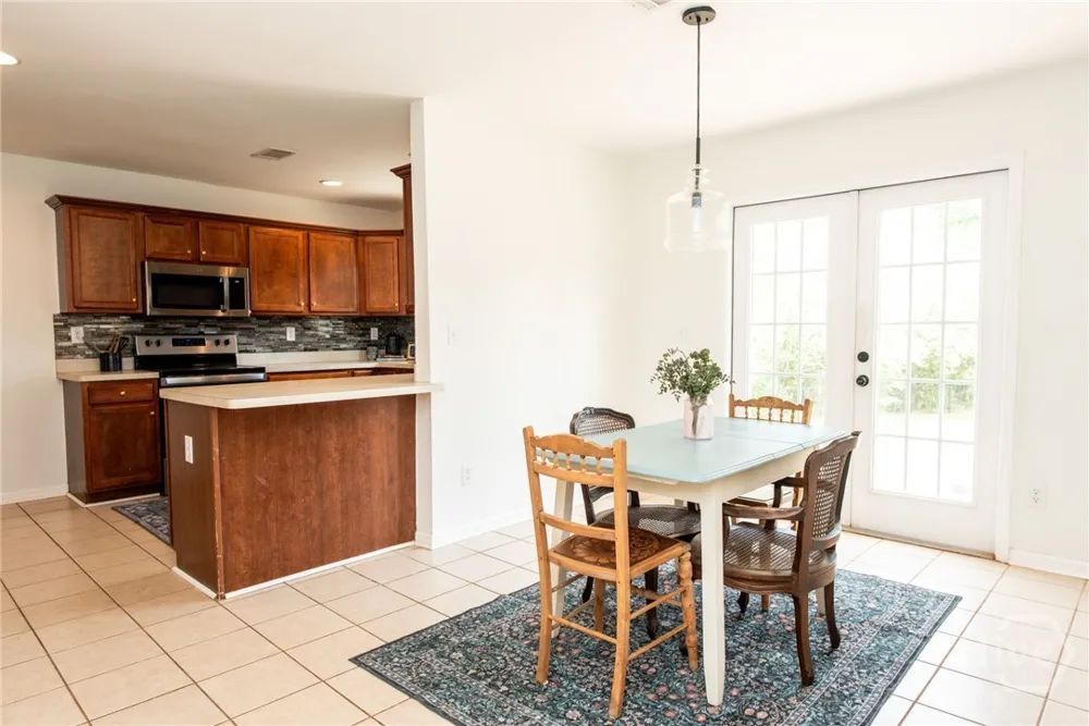 768 Weeping Willow Drive Athens, GA 30605