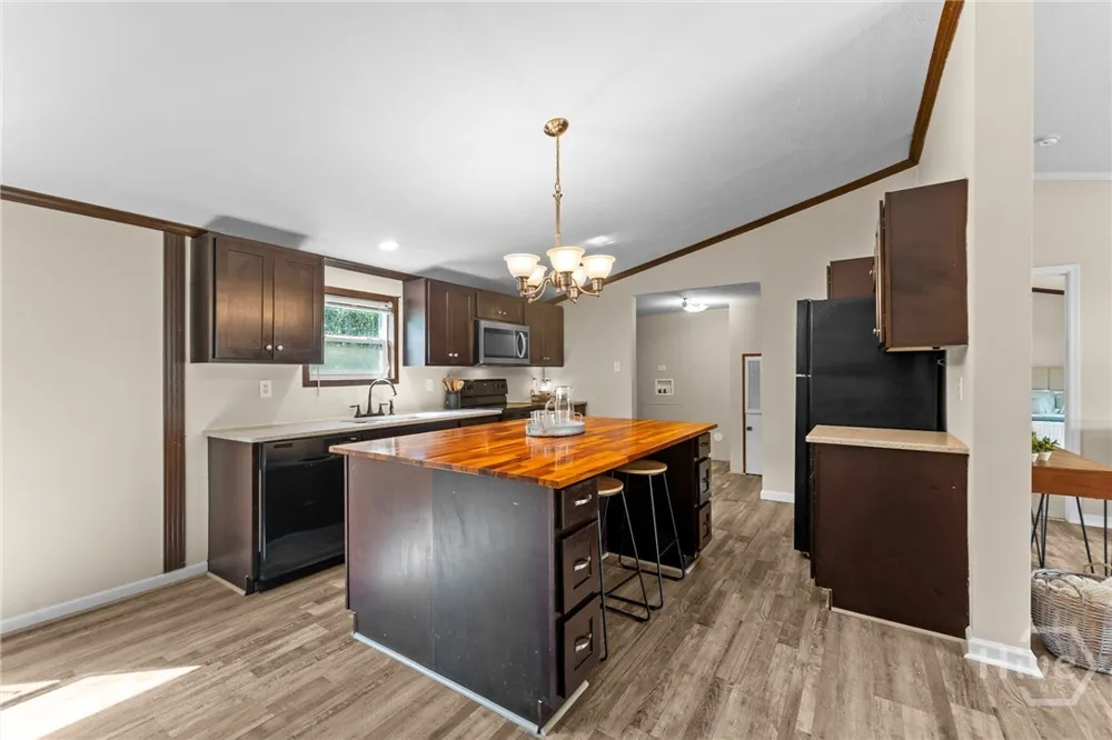 180 Lucious Drive Pembroke, GA 31321