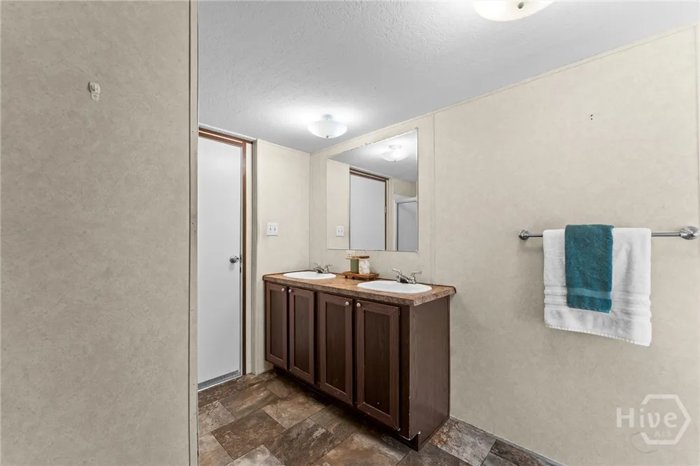 180 Lucious Drive Pembroke, GA 31321