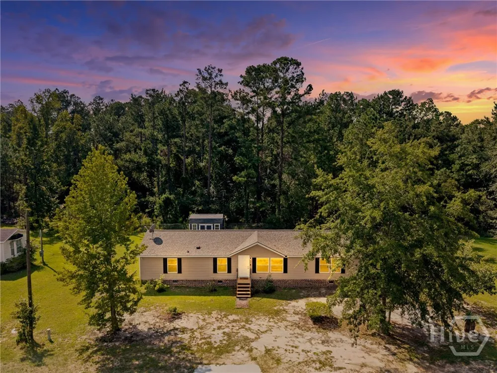 180 Lucious Drive Pembroke, GA 31321