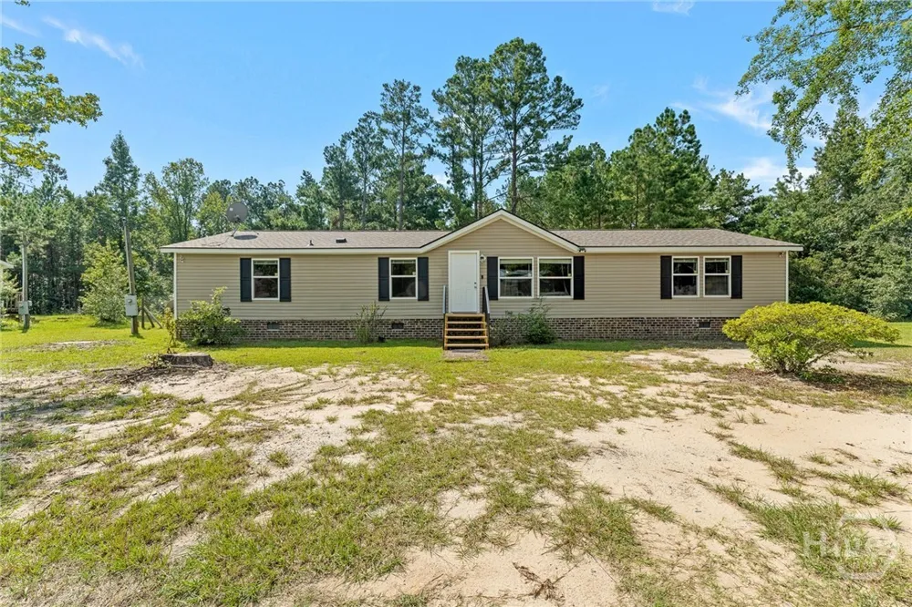 180 Lucious Drive Pembroke, GA 31321
