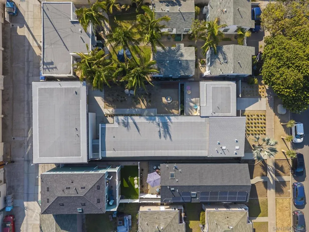 4771 Newport Ave San Diego, CA 92107