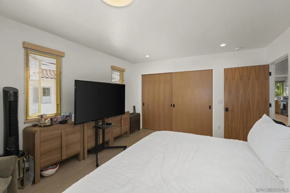4771 Newport Ave San Diego, CA 92107