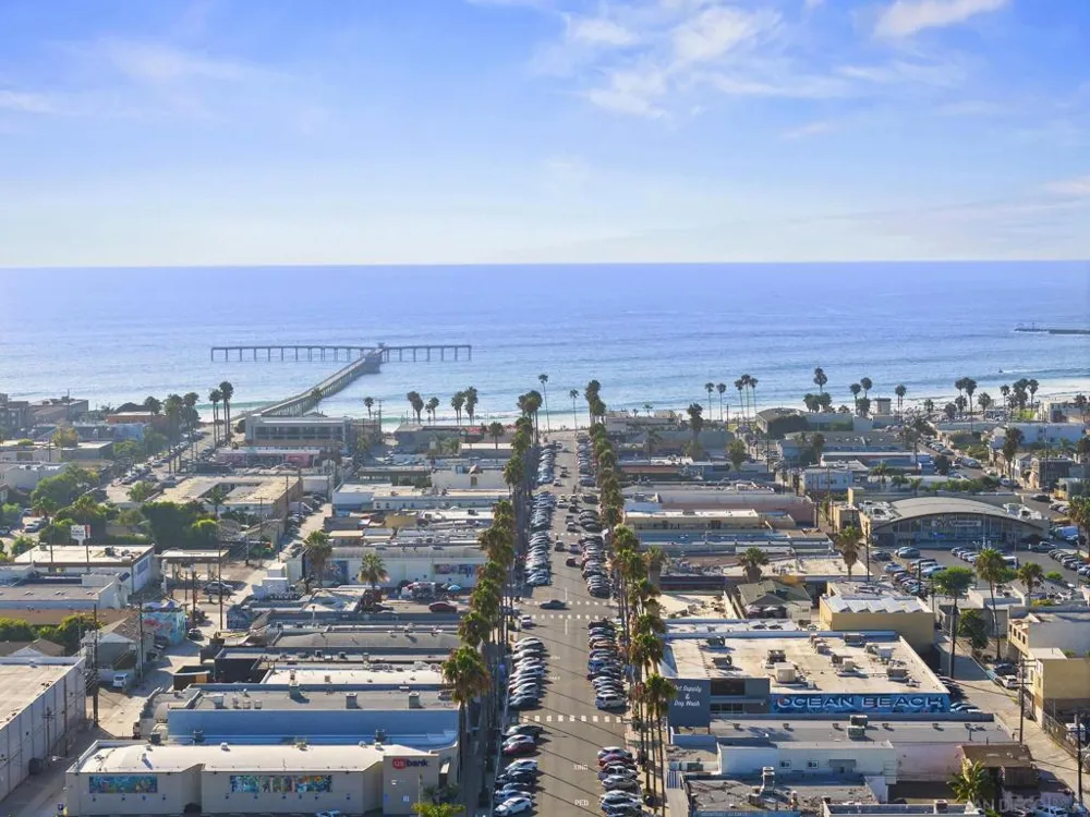 4771 Newport Ave San Diego, CA 92107