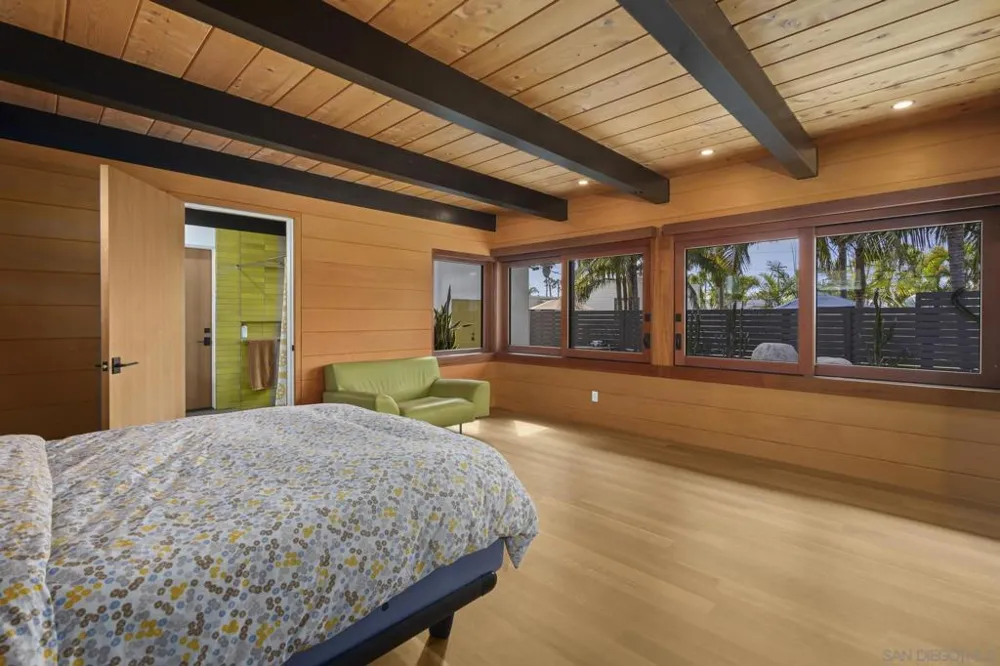 4771 Newport Ave San Diego, CA 92107