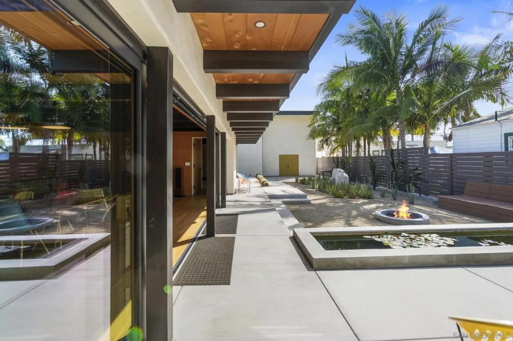4771 Newport Ave San Diego, CA 92107