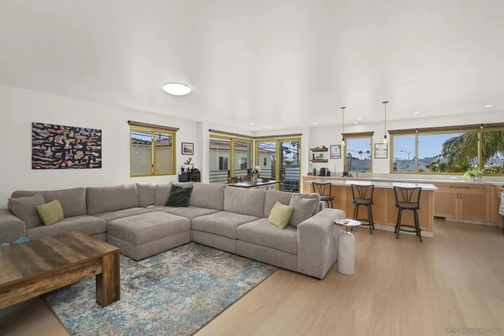 4771 Newport Ave San Diego, CA 92107