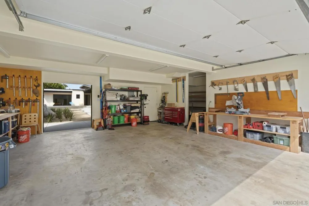 4771 Newport Ave San Diego, CA 92107