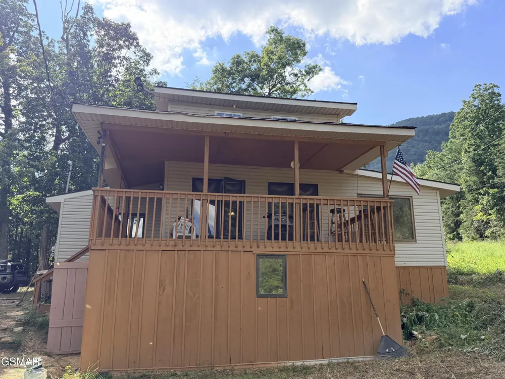 999 Manna Way Cosby, TN 37722