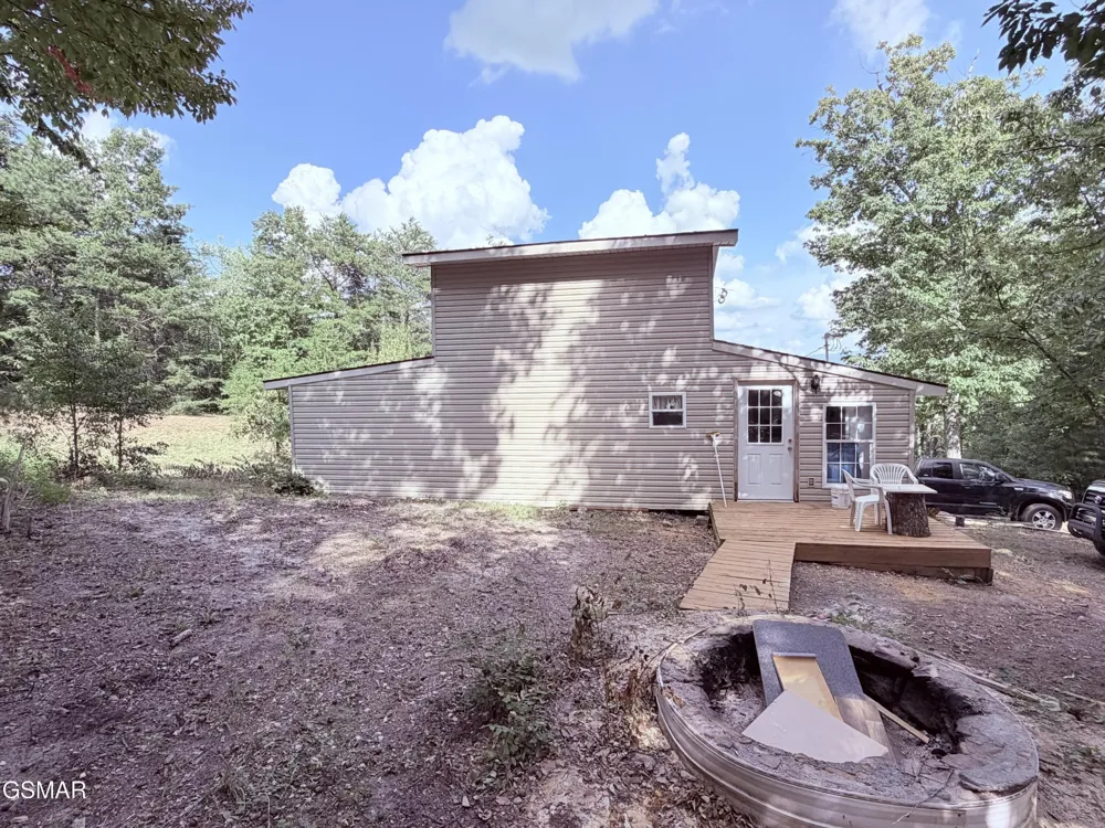 999 Manna Way Cosby, TN 37722