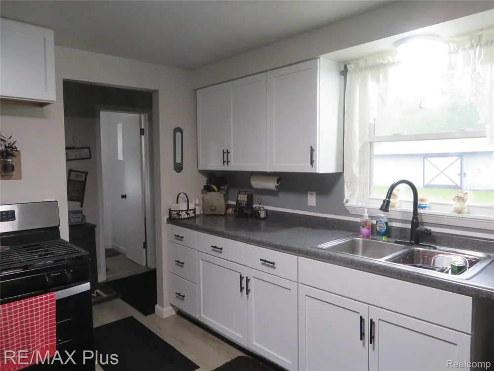 11391 Genesee Road Thetford Township, MI 48420