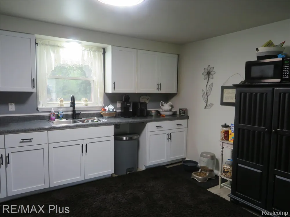 11391 Genesee Road Thetford Township, MI 48420