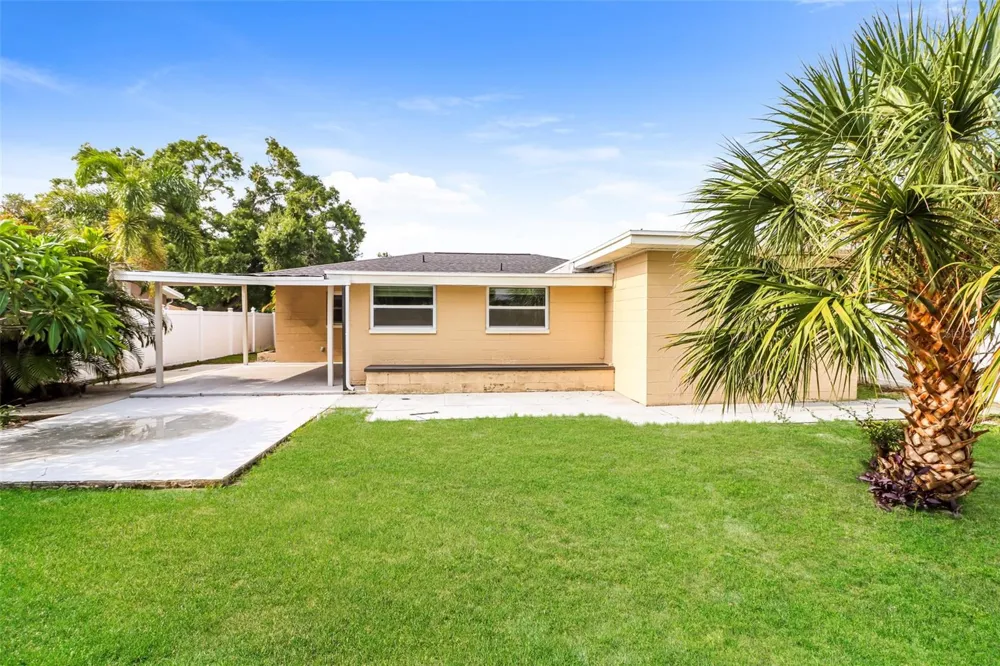 10293 SATSUMA ROAD Seminole, FL 33772