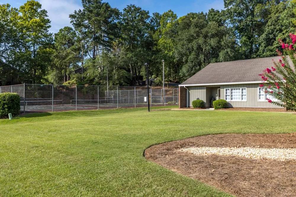 6101 River Road #13 Columbus, GA 31904