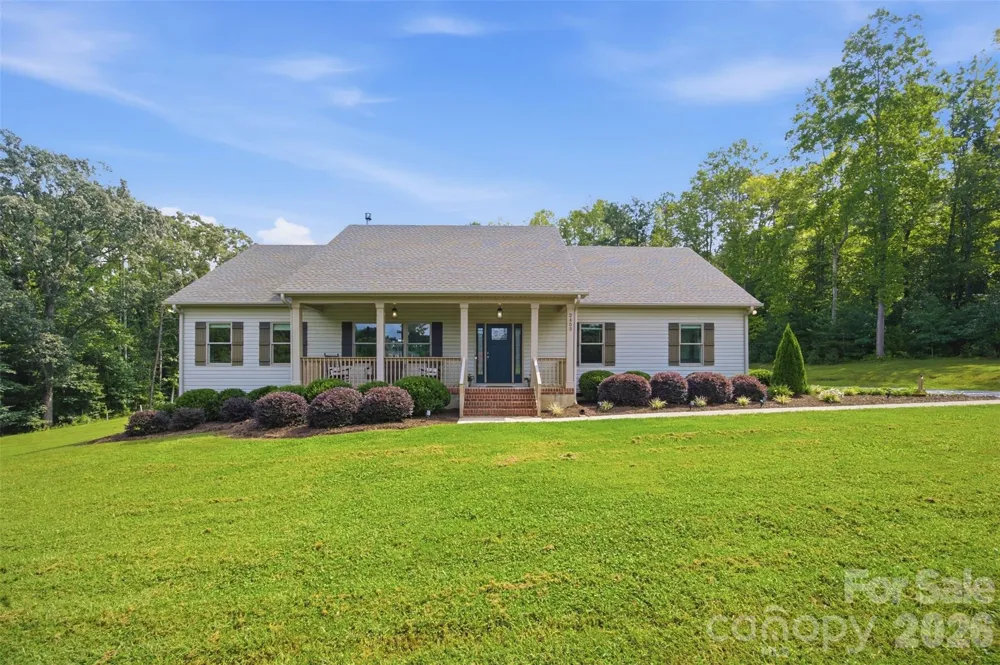 2453 Quarry Road York, SC 29745