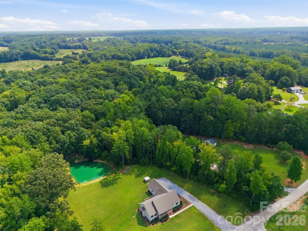 2453 Quarry Road York, SC 29745