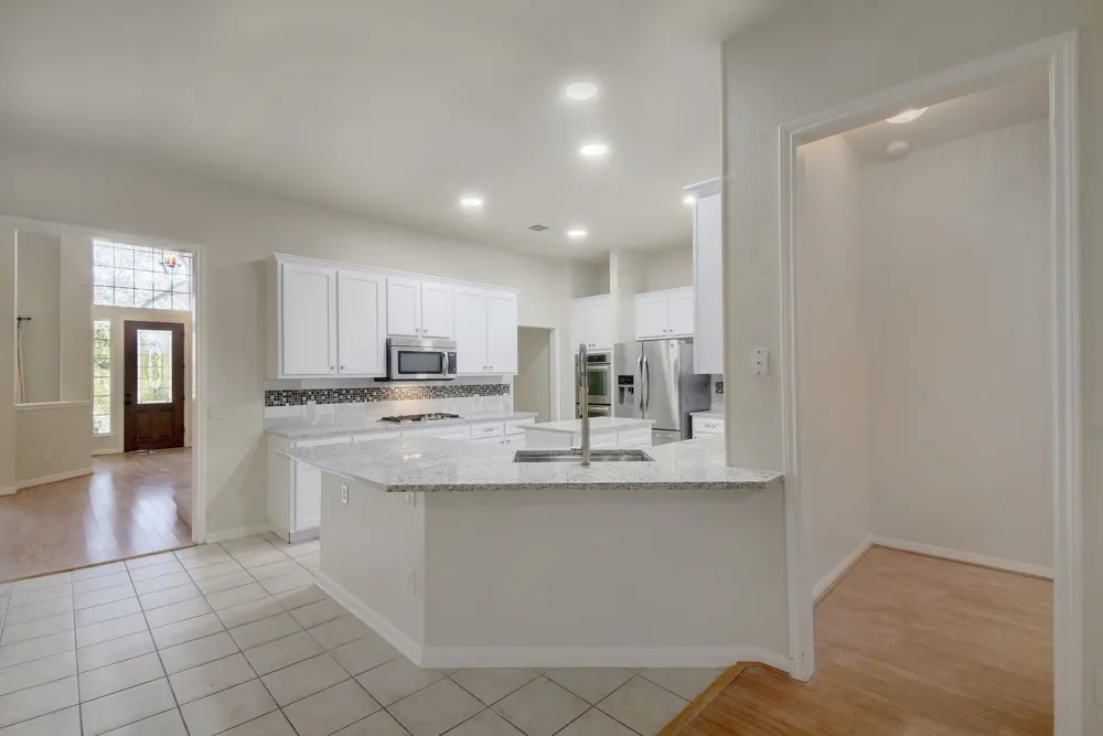 9704 Cinnabar Trail Austin, TX 78726