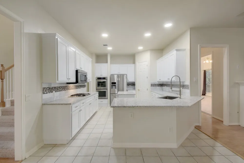 9704 Cinnabar Trail Austin, TX 78726