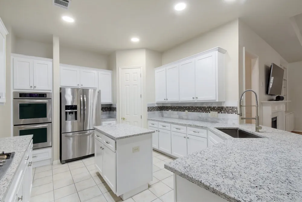 9704 Cinnabar Trail Austin, TX 78726