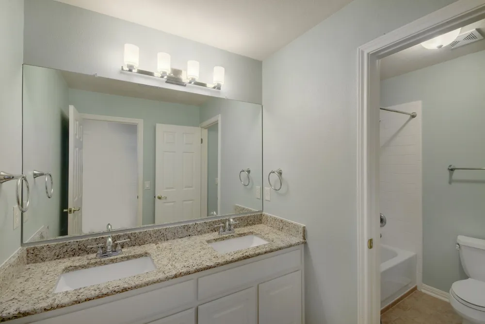 9704 Cinnabar Trail Austin, TX 78726