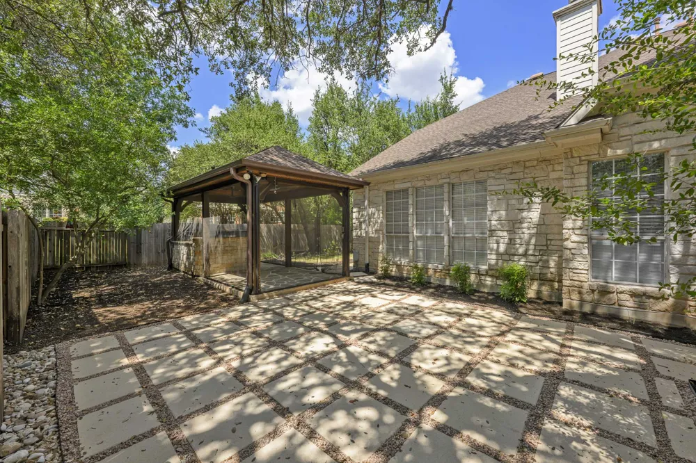 9704 Cinnabar Trail Austin, TX 78726