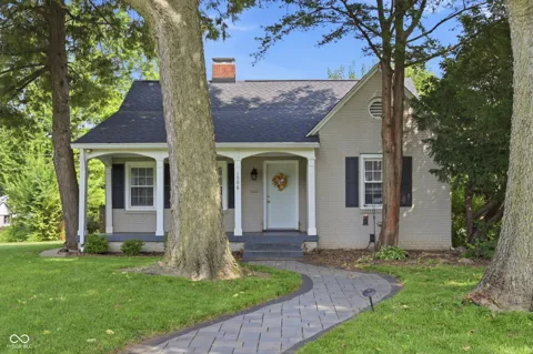 1508 Kessler Boulevard East Drive