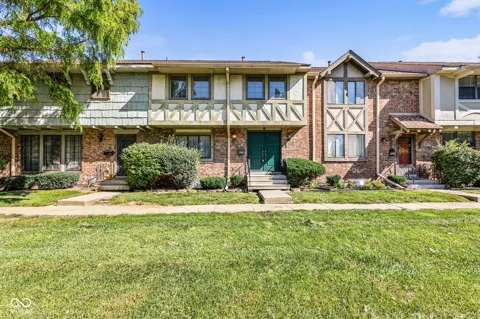 8119 Bromley Place