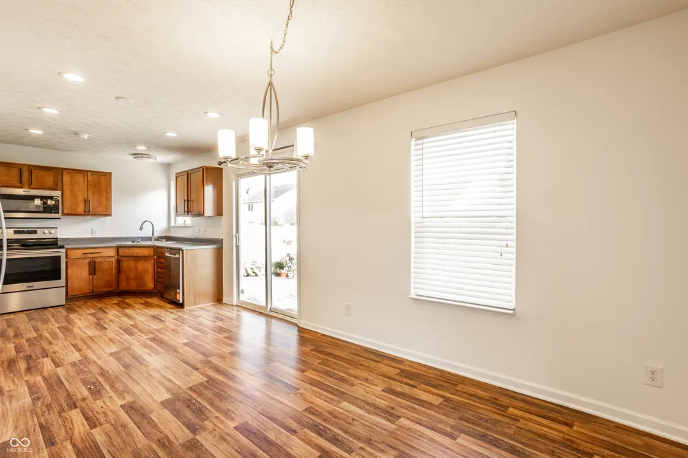 1050 Wendover Avenue Westfield, IN 46074